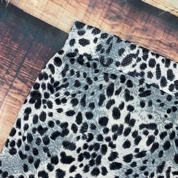 RELISTED White Snow Leopard Print Bodycon Mini Skirt - Picture 3 of 5